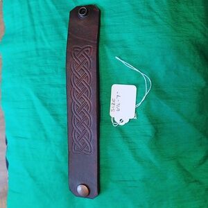 Handmade leather bracelet size 6.5-7